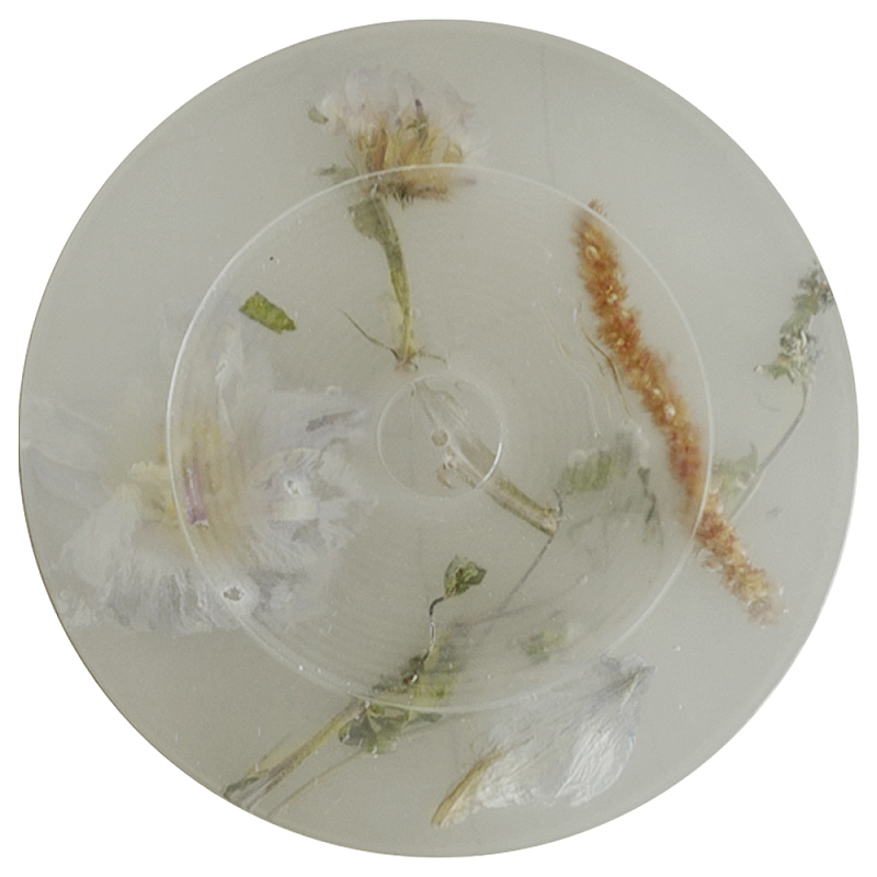 Круглая подставка под благовония из эпоксидной смолы с цветами белая Epoxy Resin Flowers Incense Stand White Белый Круглая подставка под благовония из эпоксидной смолы с цветами белая Epoxy Resin Flowers Incense Stand White Белый в Новосибирске | Loft Concept
