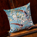Подушка декоративная с изображением птиц в саду Chinoiserie Birds in a Tree Cushion варинант исполнения - 2 | Loft Concept в Новосибирске