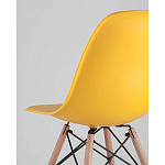 Пластиковый стул на ножках из массива бука Eames Yellow варинант исполнения - 3 | Loft Concept в Новосибирске
