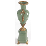 Ваза зеленого цвета из фарфора на высокой подставке с бронзовыми ручками Eden Garden porcelain and bronze варинант исполнения - 3 | Loft Concept в Новосибирске