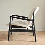 Кресло с каркасом и ножками из древесины и мягкими сиденьем и спинкой Venice варинант исполнения - 4 | Loft Concept в Новосибирске