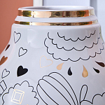 Ваза с декоративными лицами и графическими элементами в виде сердец и символов Faces of Imagination варинант исполнения - 8 | Loft Concept в Новосибирске