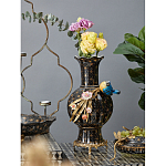 Ваза черная фарфоровая с  узором и бронзовым декором в виде веток с фарфоровой птичкой и цветами Eden Garden варинант исполнения - 2 | Loft Concept в Новосибирске