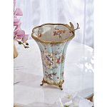 Ваза голубого цвета из фарфора с цветочным рисунком и бронзовой стрекозой Blue Garden варинант исполнения - 7 | Loft Concept в Новосибирске